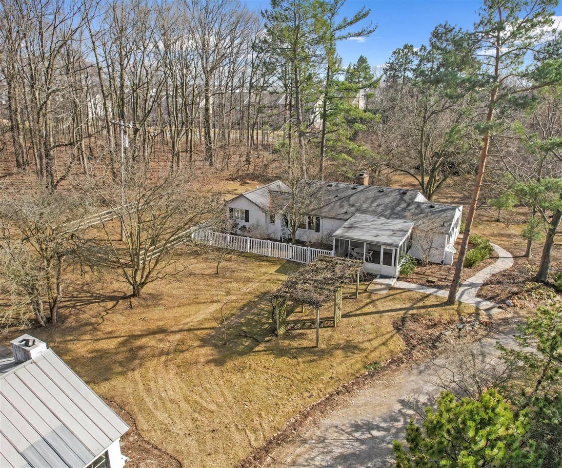 2475 Dhu Varren Road, Ann Arbor, MI 48105