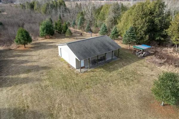 Remus, MI 49340-9758,7355 10th Avenue