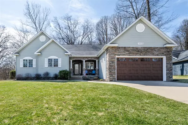 1410 Whispering Trail, Benton Harbor, MI 49022-2708