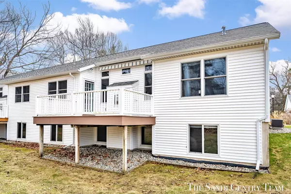 Spring Lake, MI 49456,128 Stone Gate Court