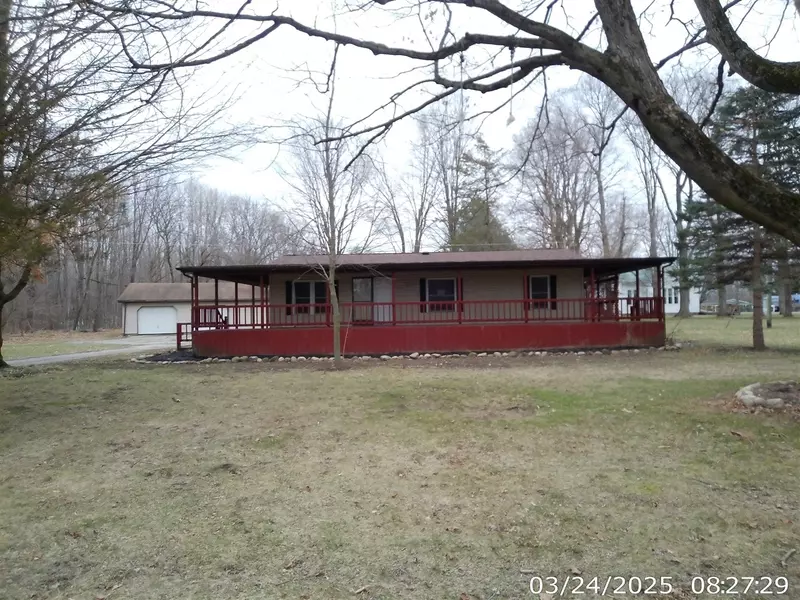 11263 Winfield Road, Jonesville, MI 49250-9559