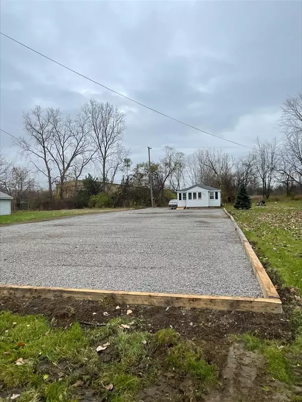 Romulus, MI 48174,6921 Middlebelt Road