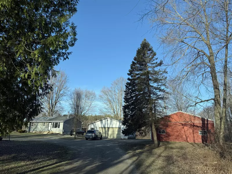 15381 Cedar Springs Avenue, Cedar Springs, MI 49319