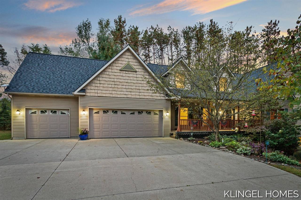 777 Mccabe Avenue, Ada, MI 49301-9754