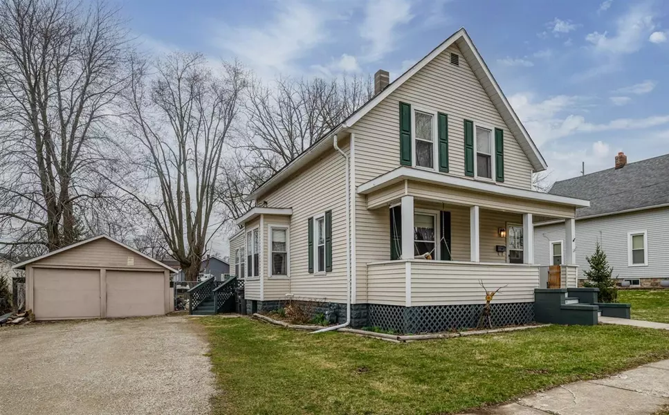 109 Sycamore Street, Three Oaks, MI 49128