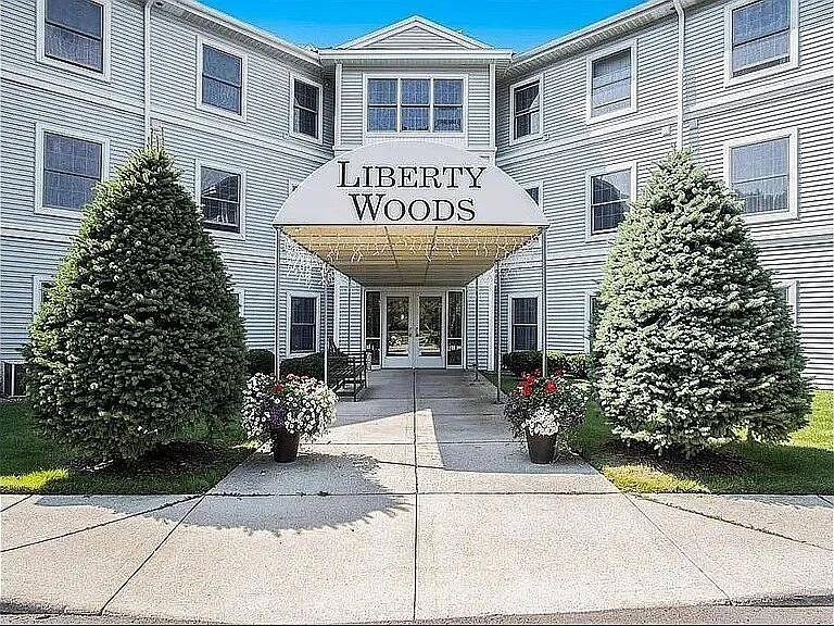 201 Dewitt Lane, Spring Lake, MI 49456