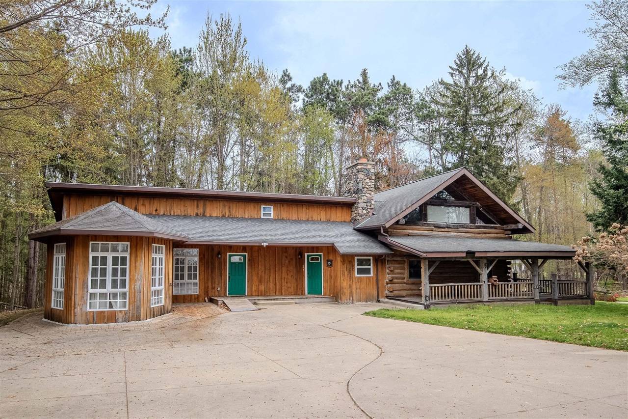 22025 Airline Road, Sturgis, MI 49091