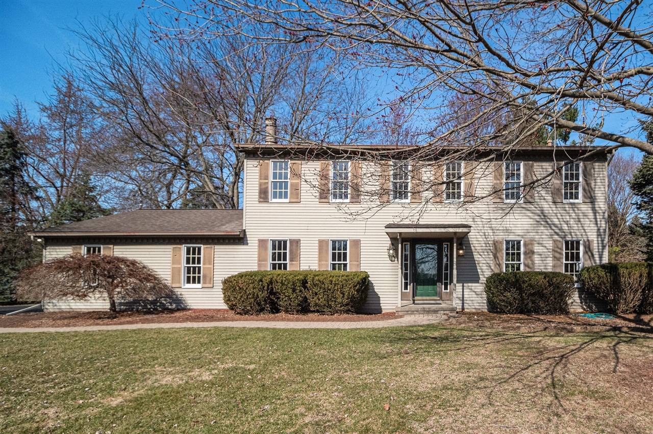 1352 Cobblestone Court, Ann Arbor, MI 48108-9553