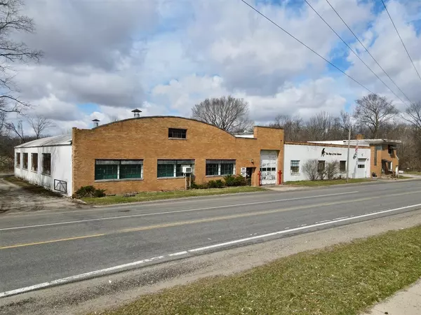 61962 M-62, Cassopolis, MI 49031