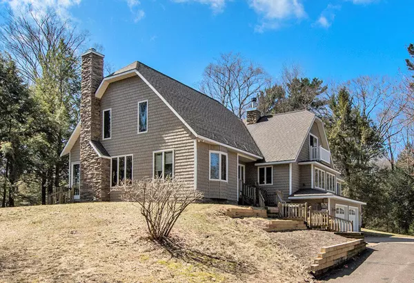 6051 Butternut Drive, West Olive, MI 49460-9154