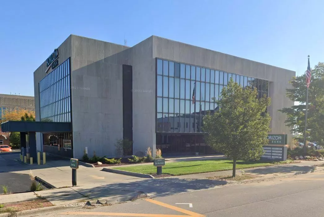 Saint Joseph, MI 49085,811 Ship Street