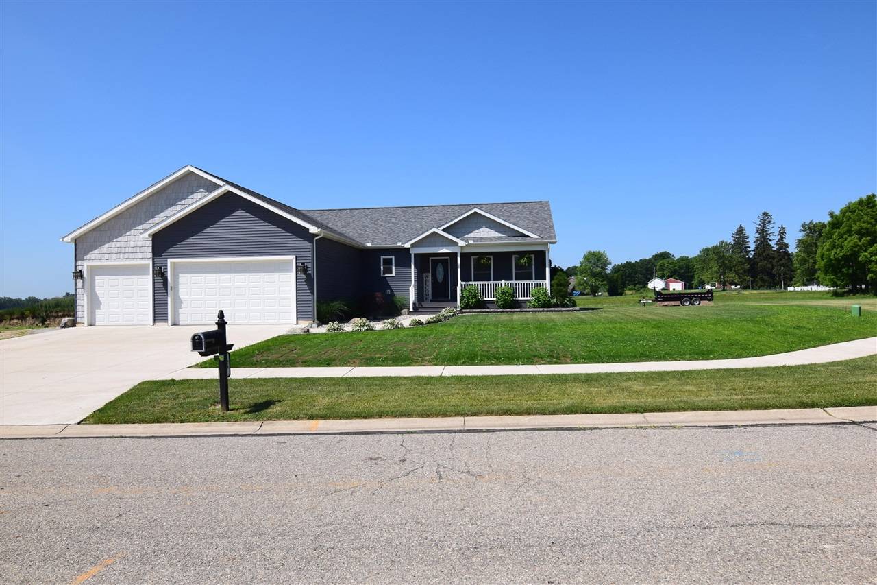 28 Hunting Trail Avenue, Quincy, MI 49082