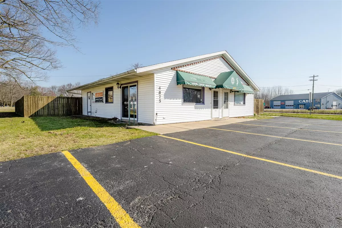Watervliet, MI 49098-9758,4875 N Watervliet Road