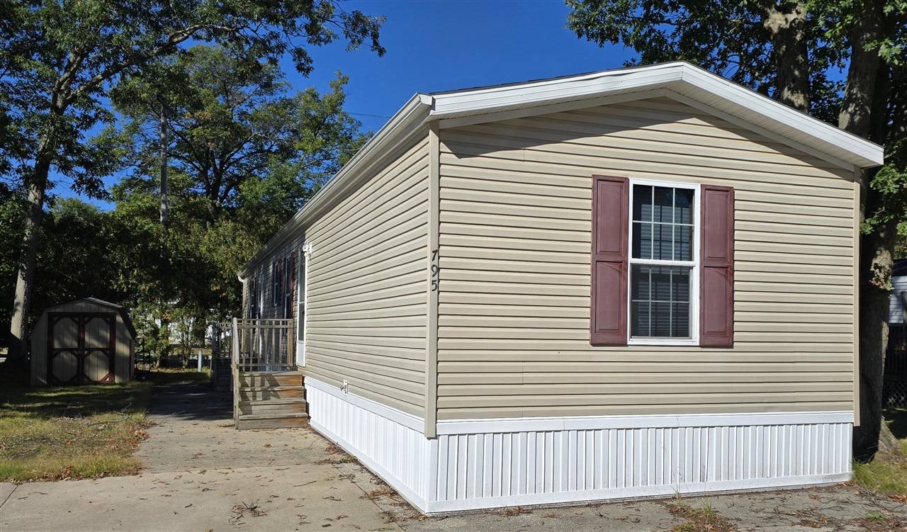 795 Taffy Lane, Muskegon, MI 49442
