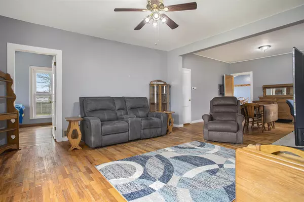Tekonsha, MI 49092,402 W Randall Street
