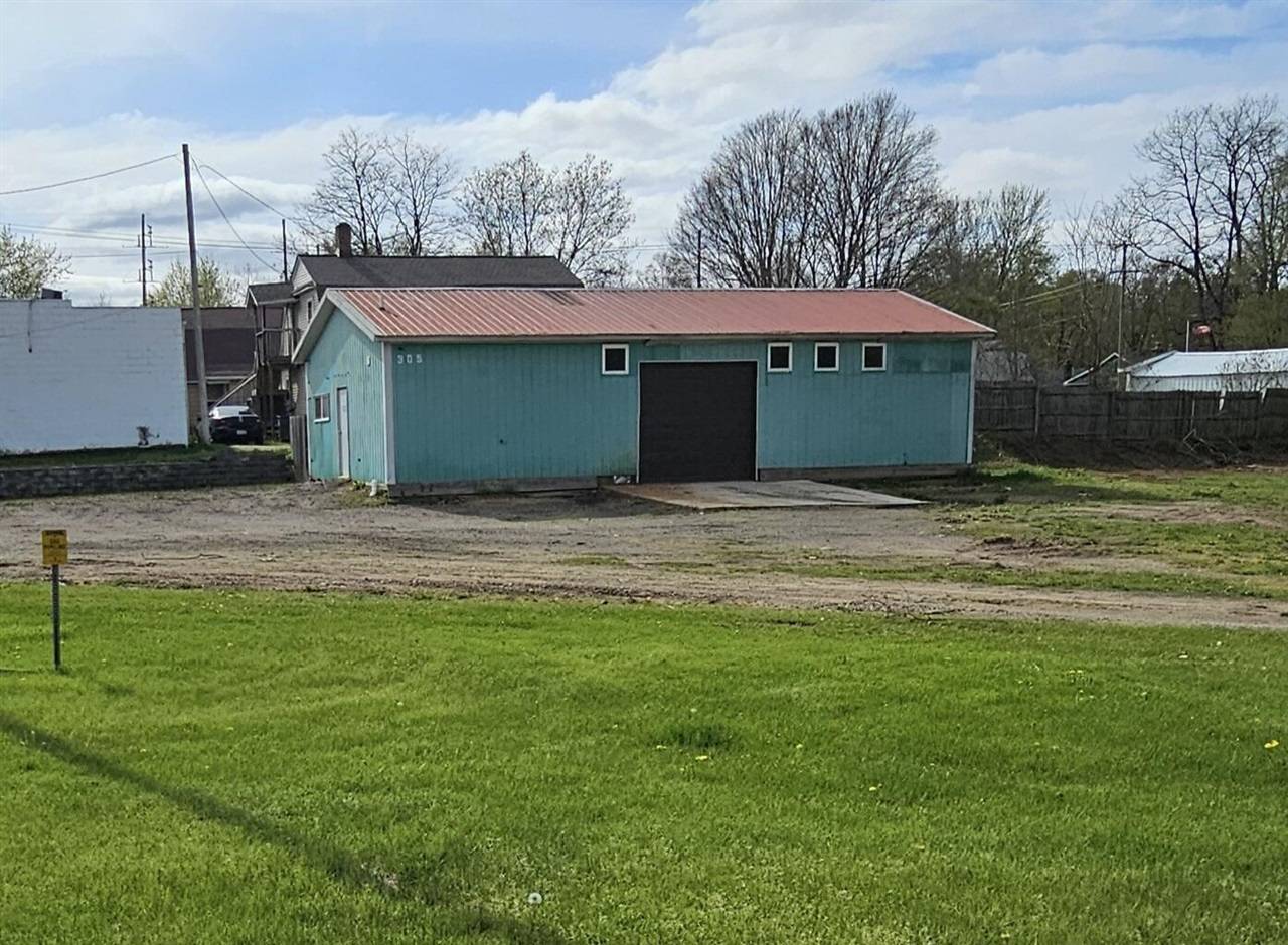 305 E Michigan Avenue, Augusta, MI 49012