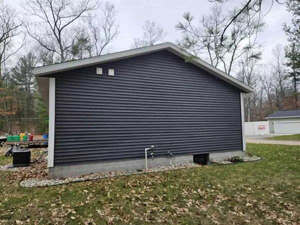 Twin Lake, MI 49457-9588,687 W Cherry Road