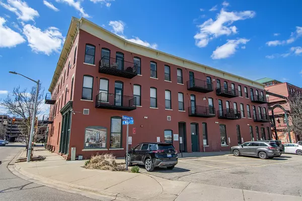 222 N Kalamazoo Mall, Kalamazoo, MI 49007-3881