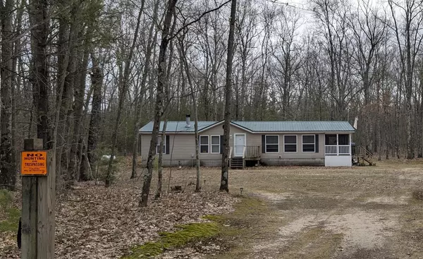 2299 Kent Road, Rothbury, MI 49452-7912