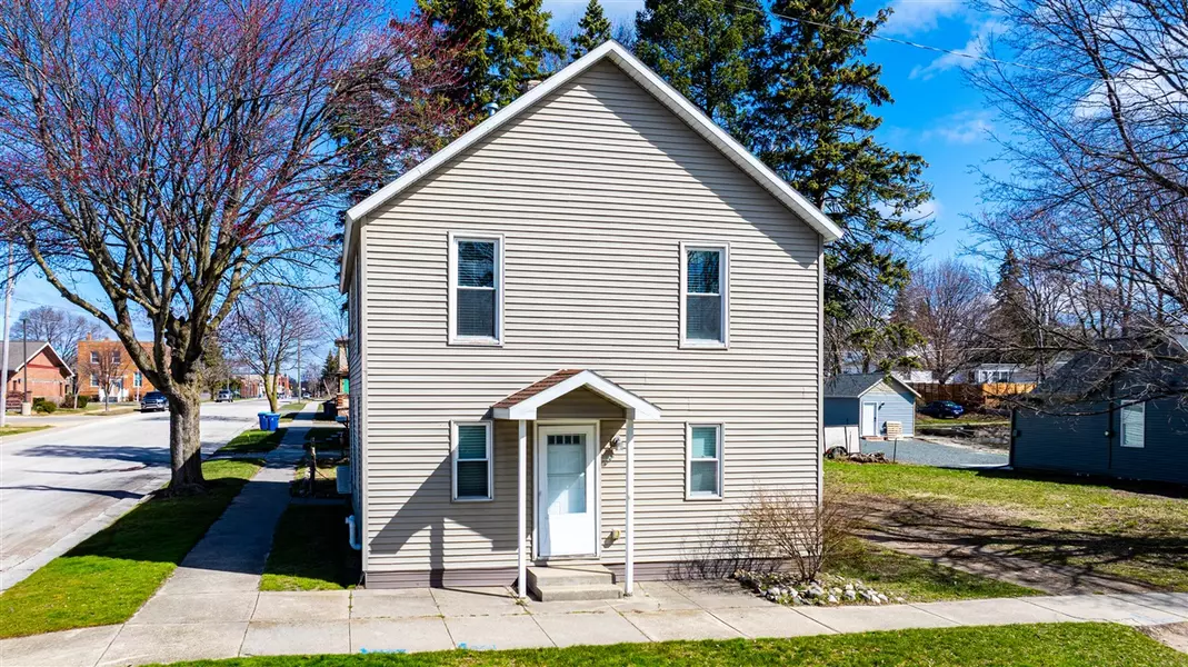 201 E Danaher Street, Ludington, MI 49431