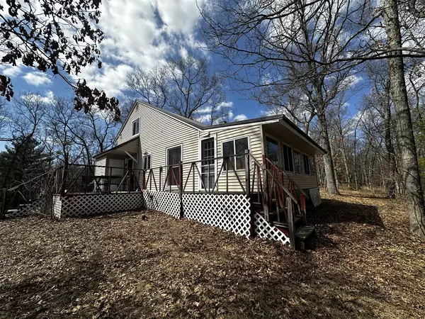 Irons, MI 49644,10619 N River Dr Ranch Road