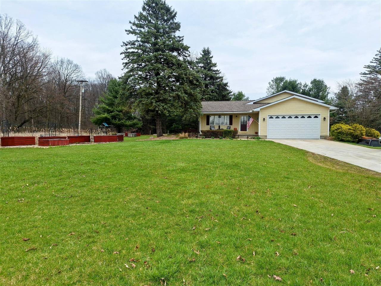 8785 Warner Road, Saline, MI 48176