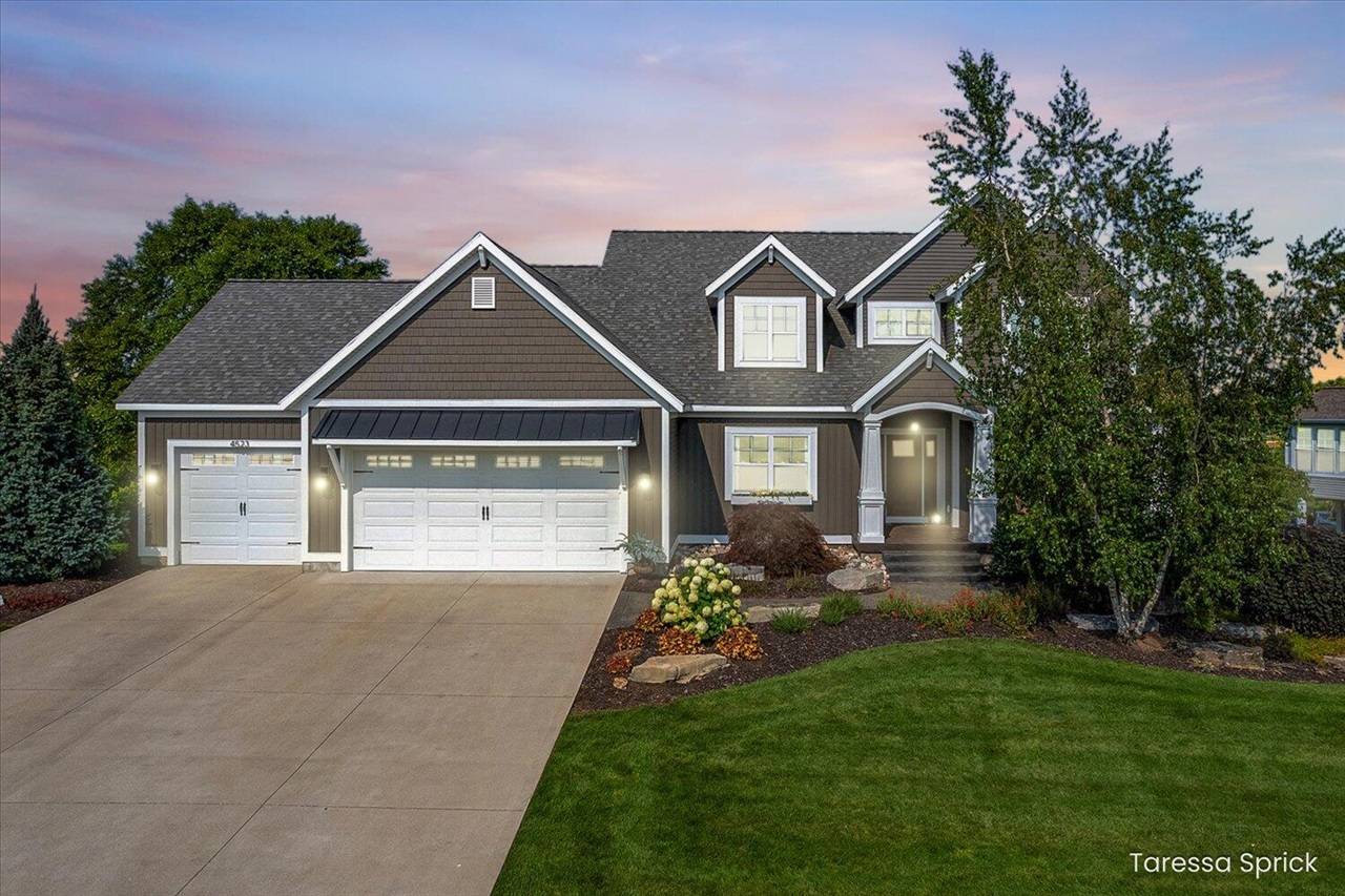 Holland, MI 49424,4523 Grand Point