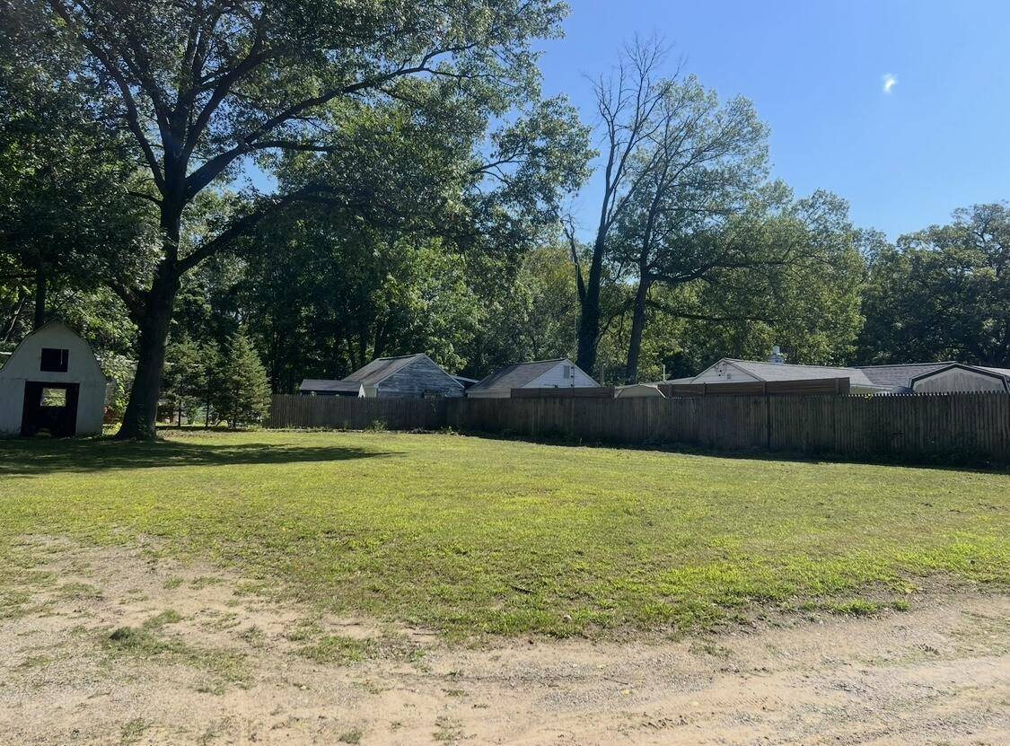 6726 Island Drive, Delton, MI 49046