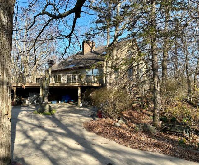 3381 W Marquette Woods Road, Stevensville, MI 49127