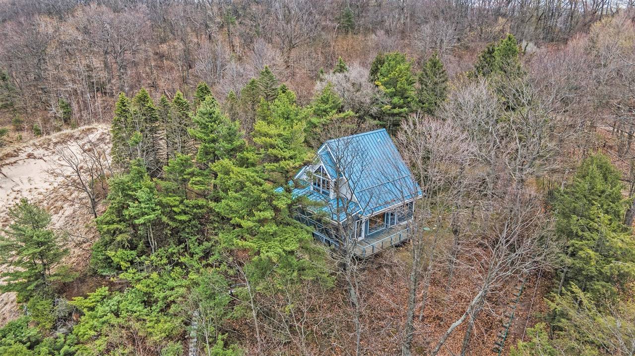 Covert, MI 49043,27901 Shorewood Drive