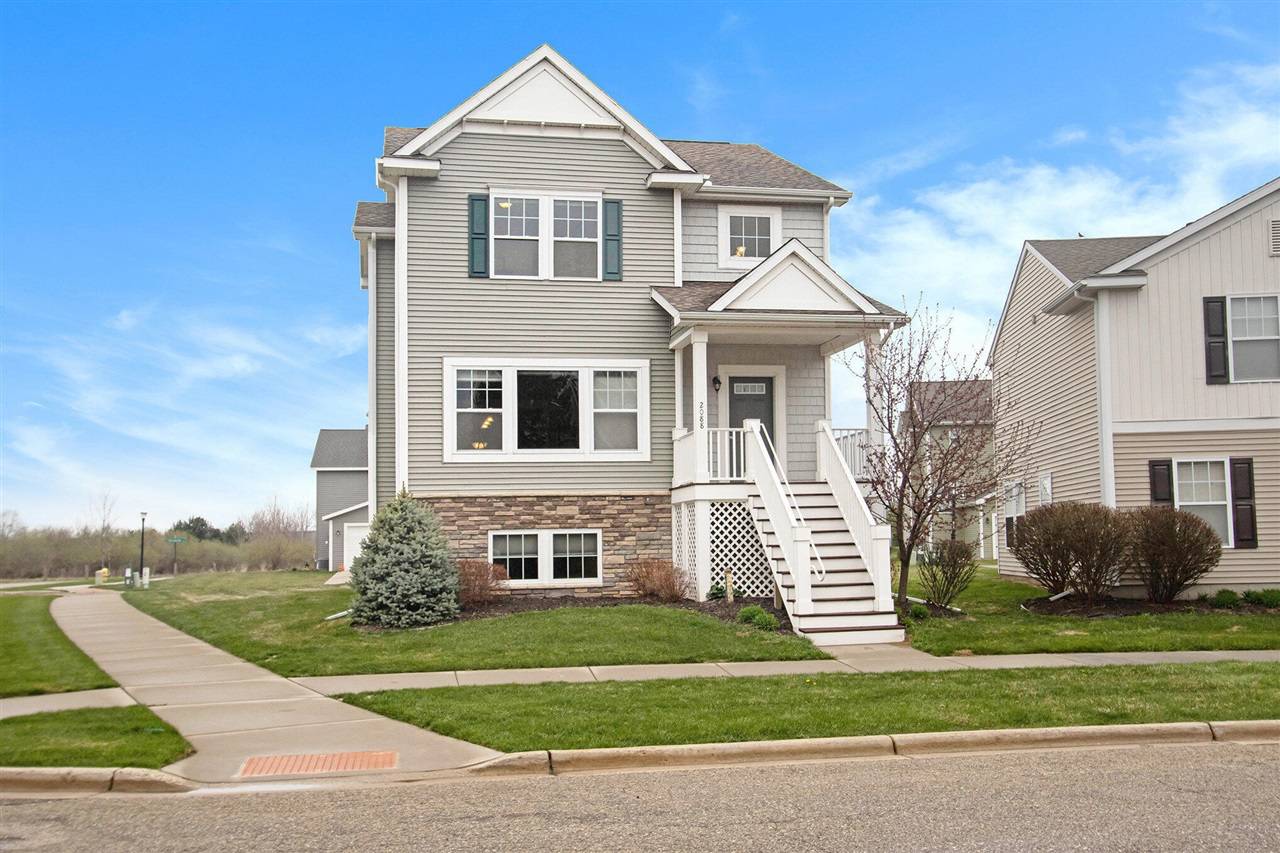 2088 Kensington Park Circle, Holland, MI 49423