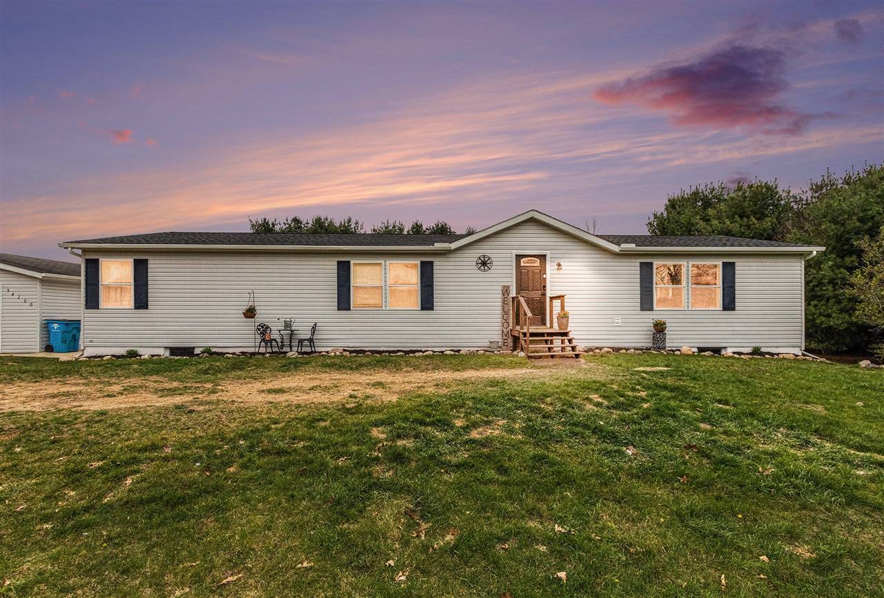 54200 Atwood Road, Dowagiac, MI 49047