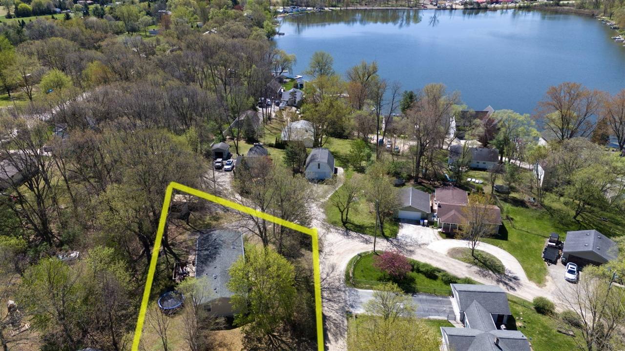 6545 Hiller Avenue, Whitmore Lake, MI 48189
