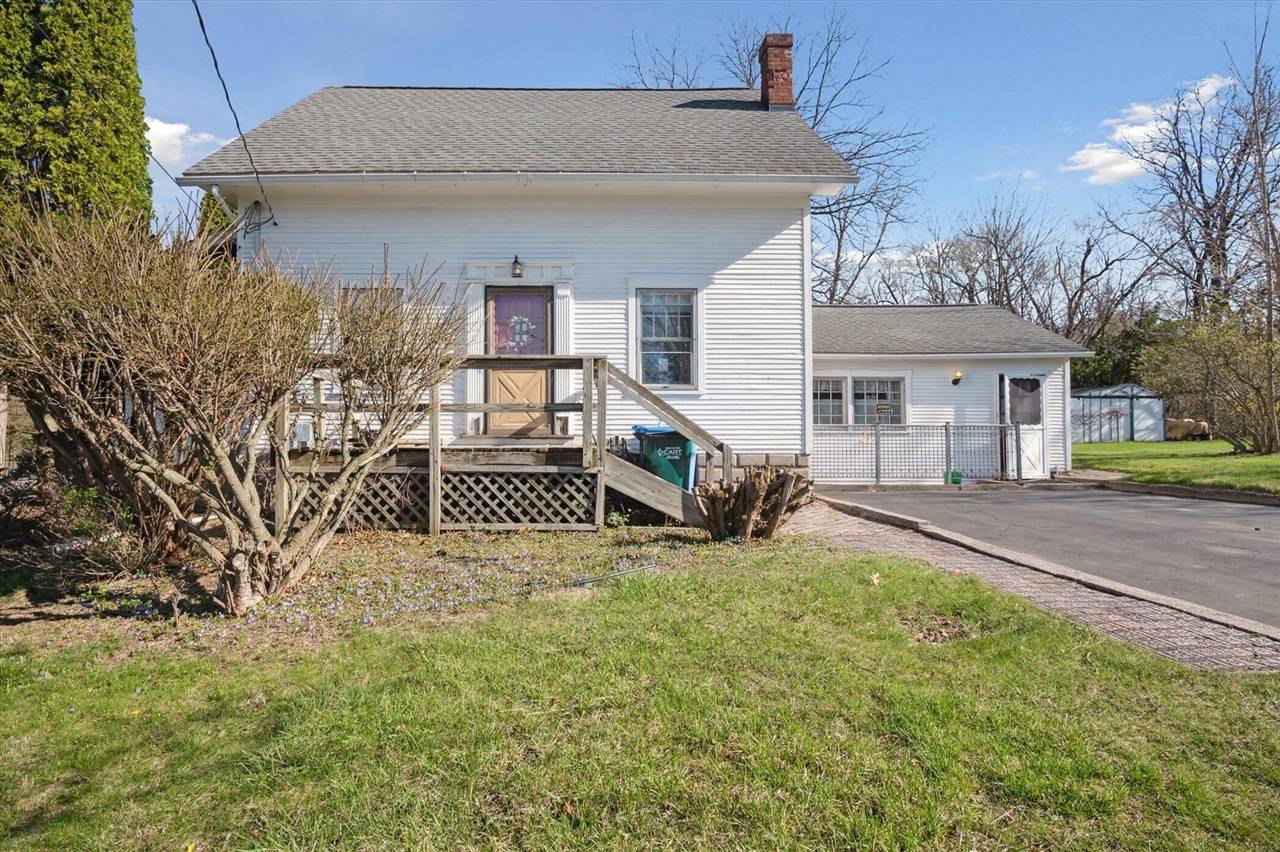 Lansing, MI 48910,2015 Hamelon Street