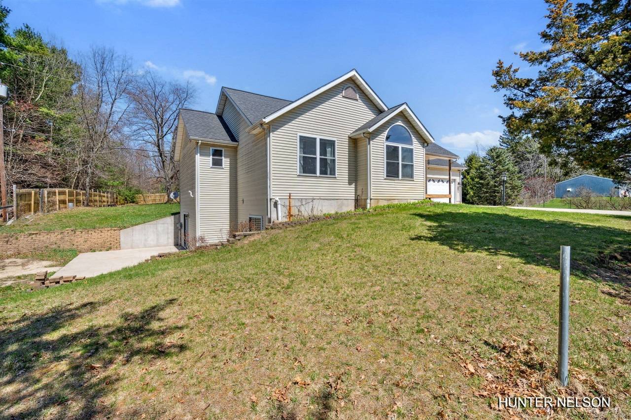 Cedar Springs, MI 49319-8631,2355 18 Mile Road