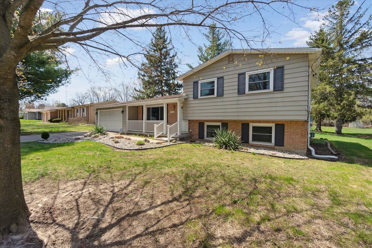 Flushing, MI 48433-2328,4223 Marianne Drive