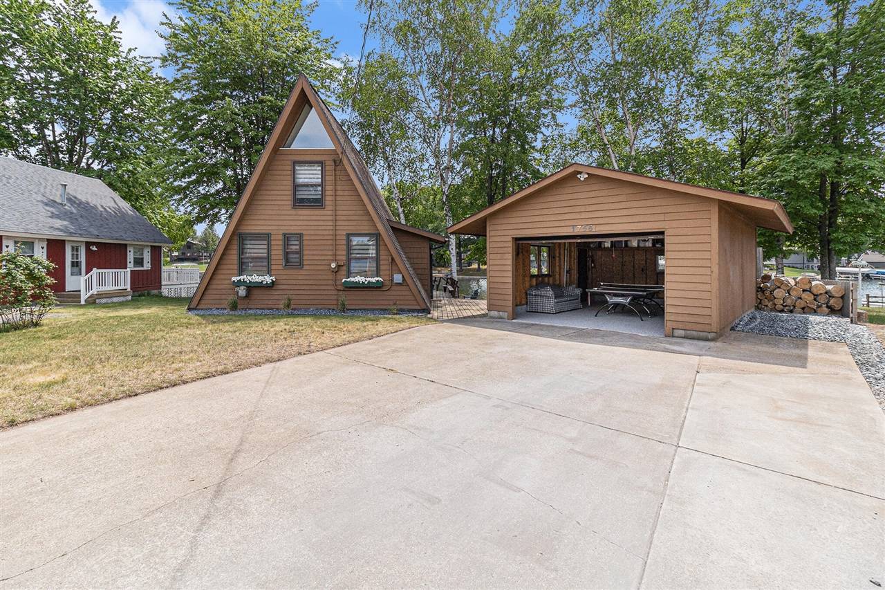 1755 White Birch Drive, Mears, MI 49436-9432