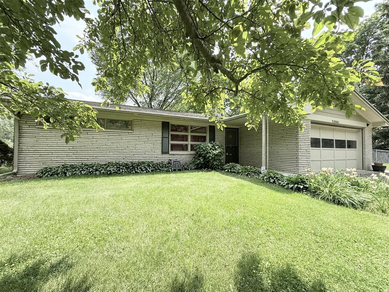 5346 E H Avenue, Kalamazoo, MI 49048-1134