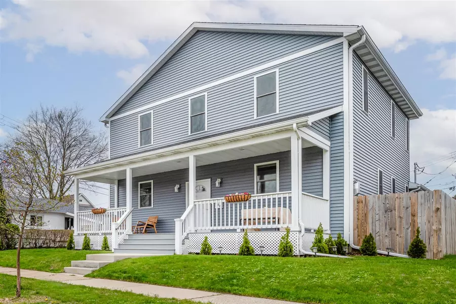 517 Archer Avenue, Saint Joseph, MI 49085-1620