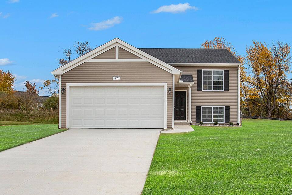 740 Skyview Trail, Ionia, MI 48846-9807
