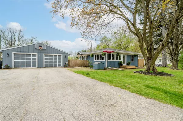 Coloma, MI 49038-9664,7240 Sylvester