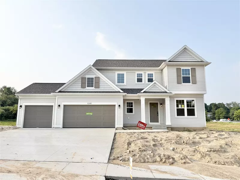 8345 Kettle Oak Drive, Alto, MI 49302
