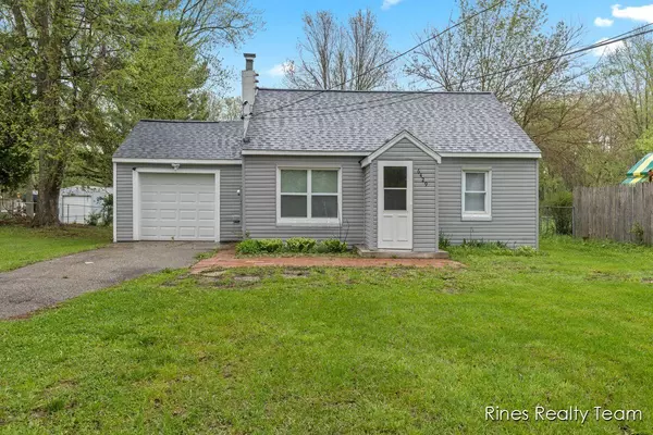 6429 Rosedale Road, Lansing, MI 48911