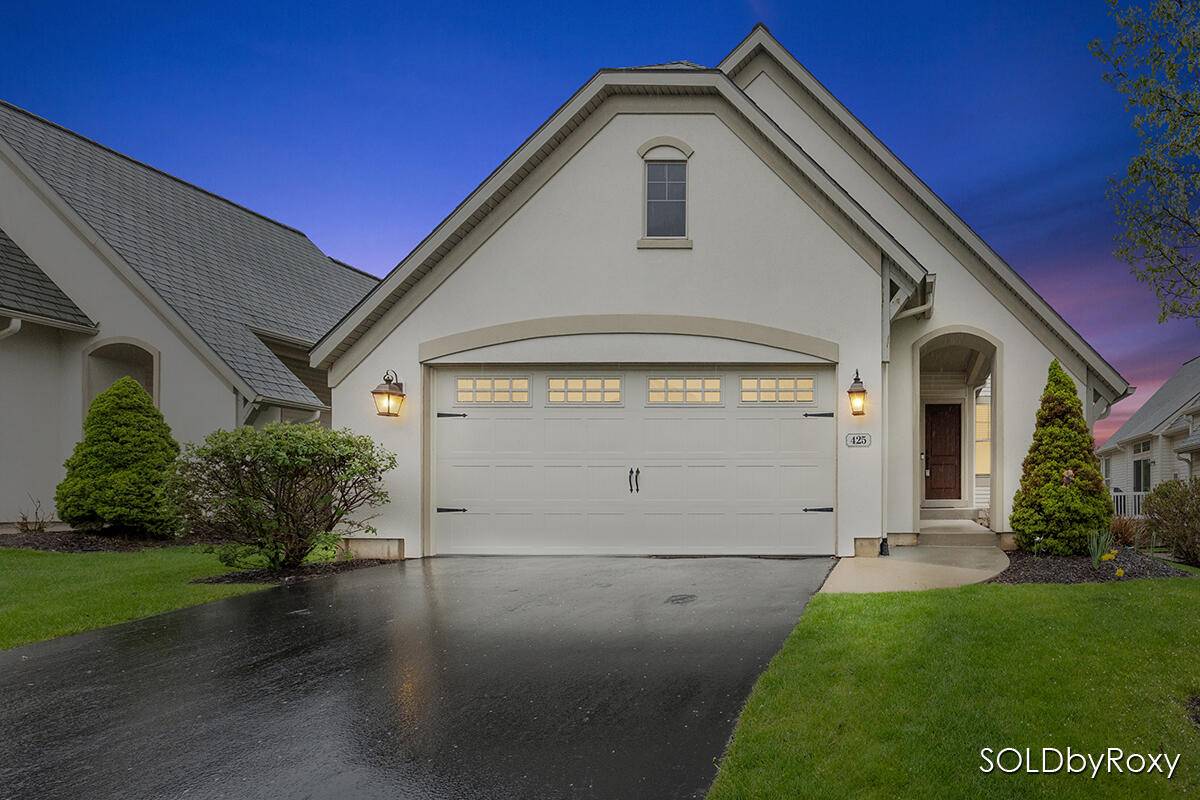 425 Enclave Court, Grand Rapids, MI 49546