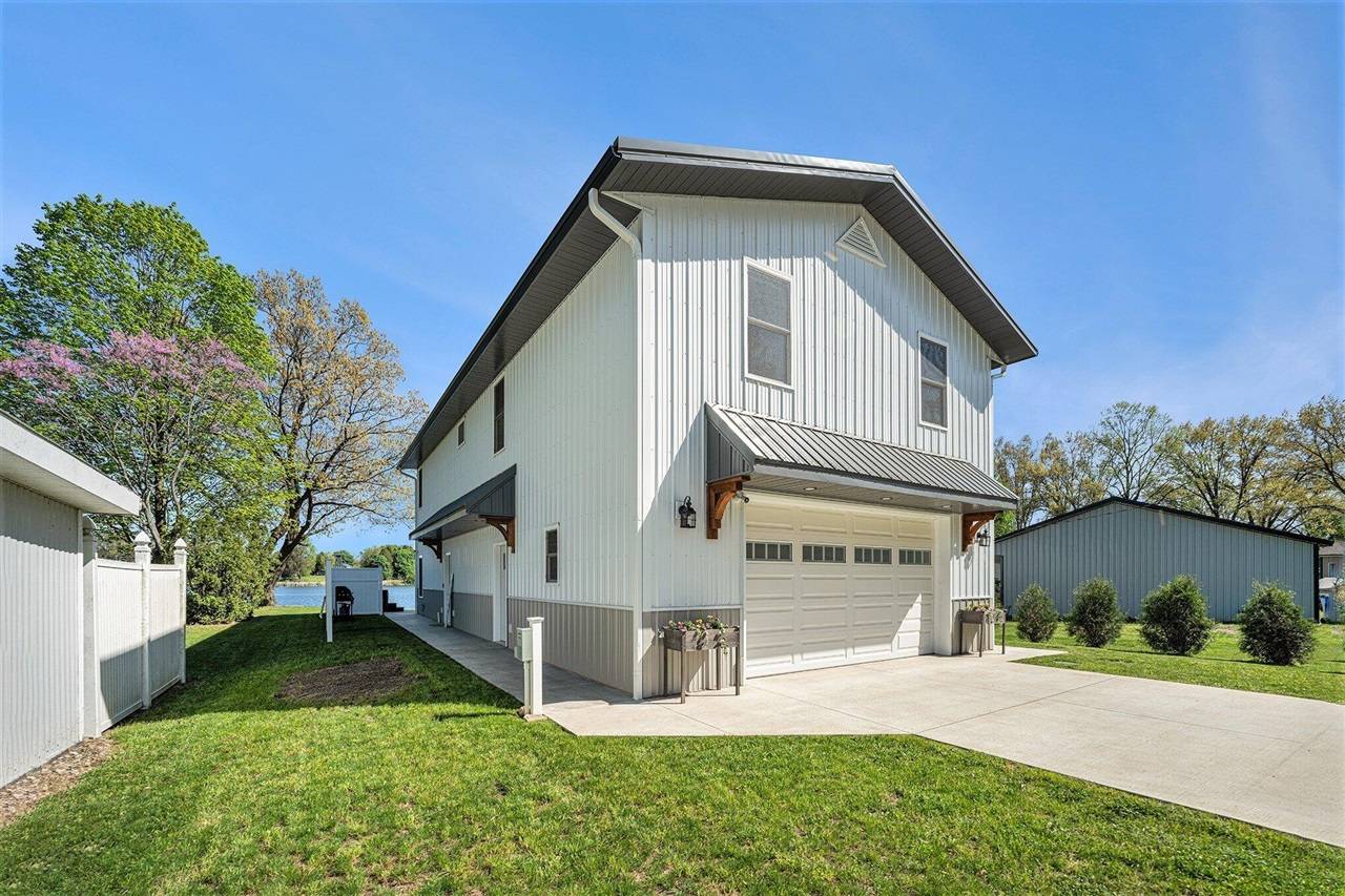 Mendon, MI 49072,22873 Riverside Drive