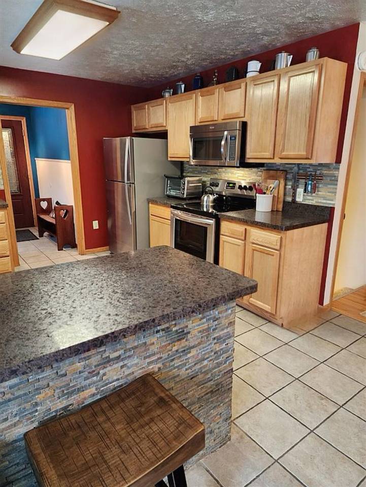 6881 E Bockstanz Road, Fountain, MI 49410