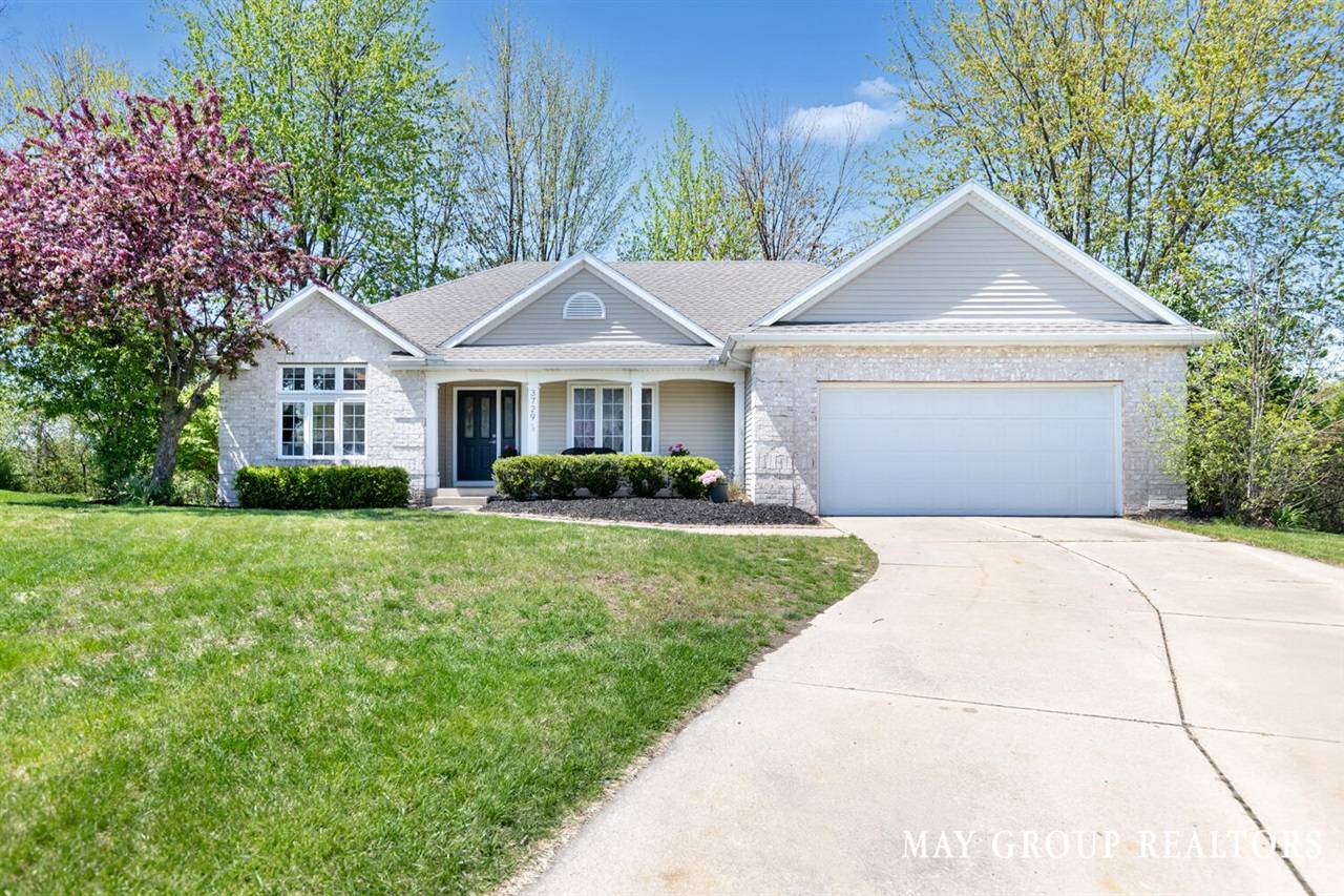 3729 Windshire Drive, Grand Rapids, MI 49546
