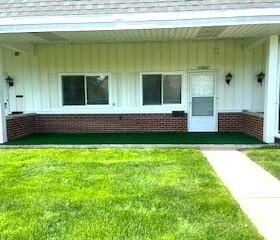 23004 Doremus Street, Saint Clair Shores, MI 48080-2745