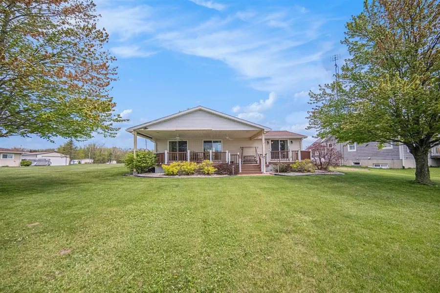 14682 E Merry Drive, Camden, MI 49232-9768