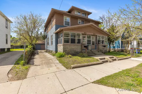 Grand Rapids, MI 49506,1108-1110 SE Baxter Street